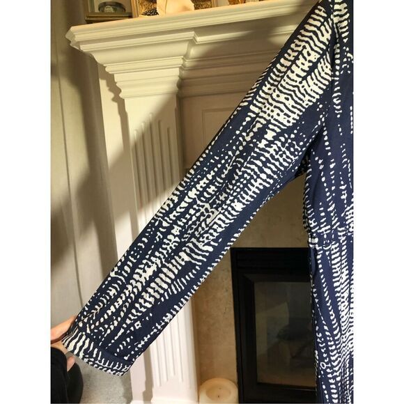 Women’s Navy Blue and White Long Sleeve Collared Button Up Draw Strip Waist Dres - Picture 3 of 6